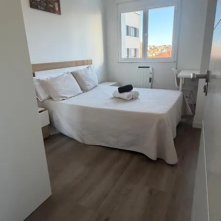 Masstige Ii Free Public Parking Brand New Elevator Apartment *